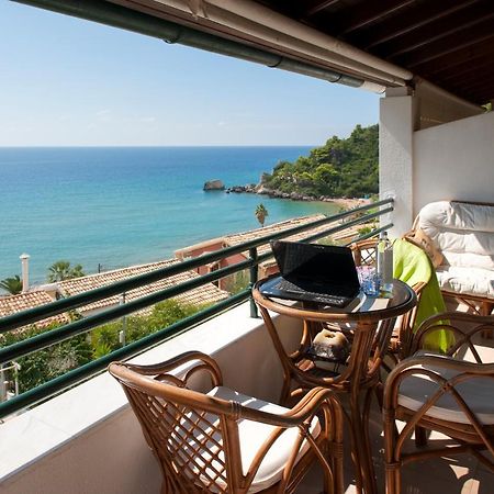 Glyfada House On The Sea Apartment ภายนอก รูปภาพ