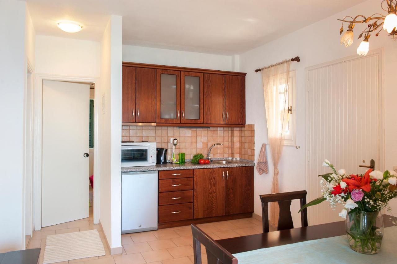 Glyfada House On The Sea Apartment ภายนอก รูปภาพ