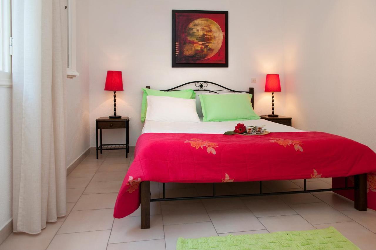 Glyfada House On The Sea Apartment ภายนอก รูปภาพ